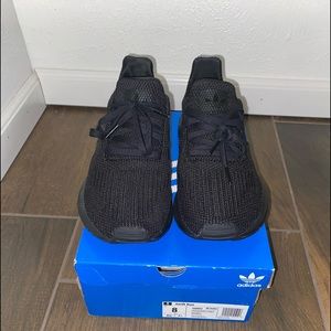 *BRAND NEW ADIDAS* Adidas Swift Run